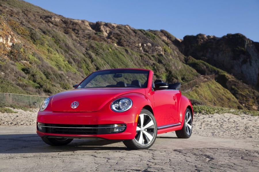  Volkswagen Beetle Cabriolet 2012 года  (фото 107 из 107)